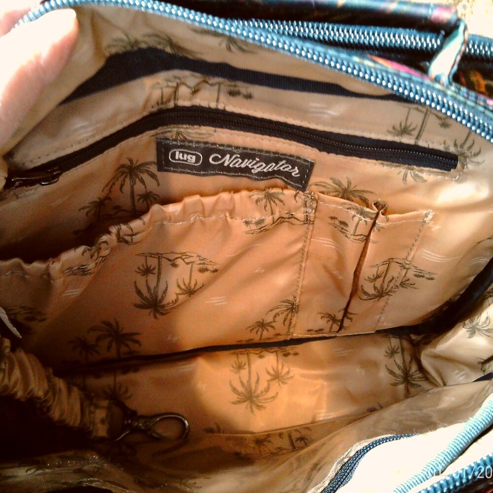 NWOT Lug Navigator Crossbody Bag in BEAUTIFUL Boho Floral Black & Rodeo Wallet - Picture 6 of 7